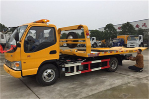 武冈哪里有拖车服务