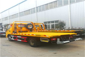 武冈附近拖车救援搭电