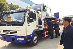 武冈汽车道路救援拖车价格